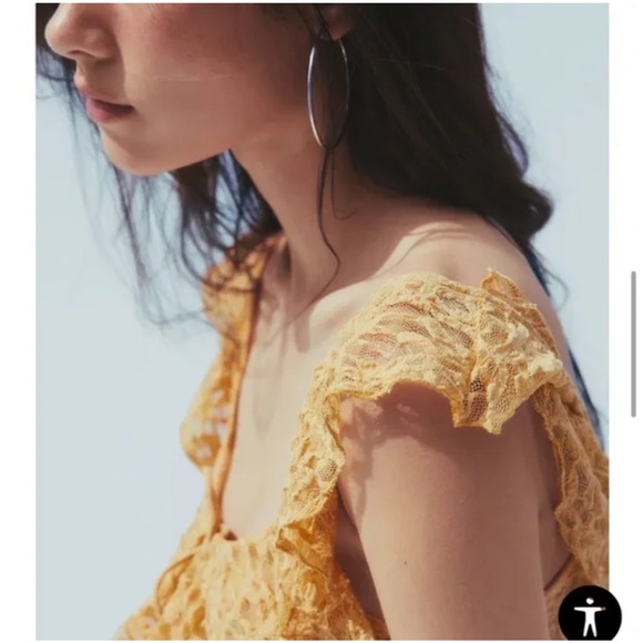 ZARA LACE RUFFLE TOP - Picture 9 of 10